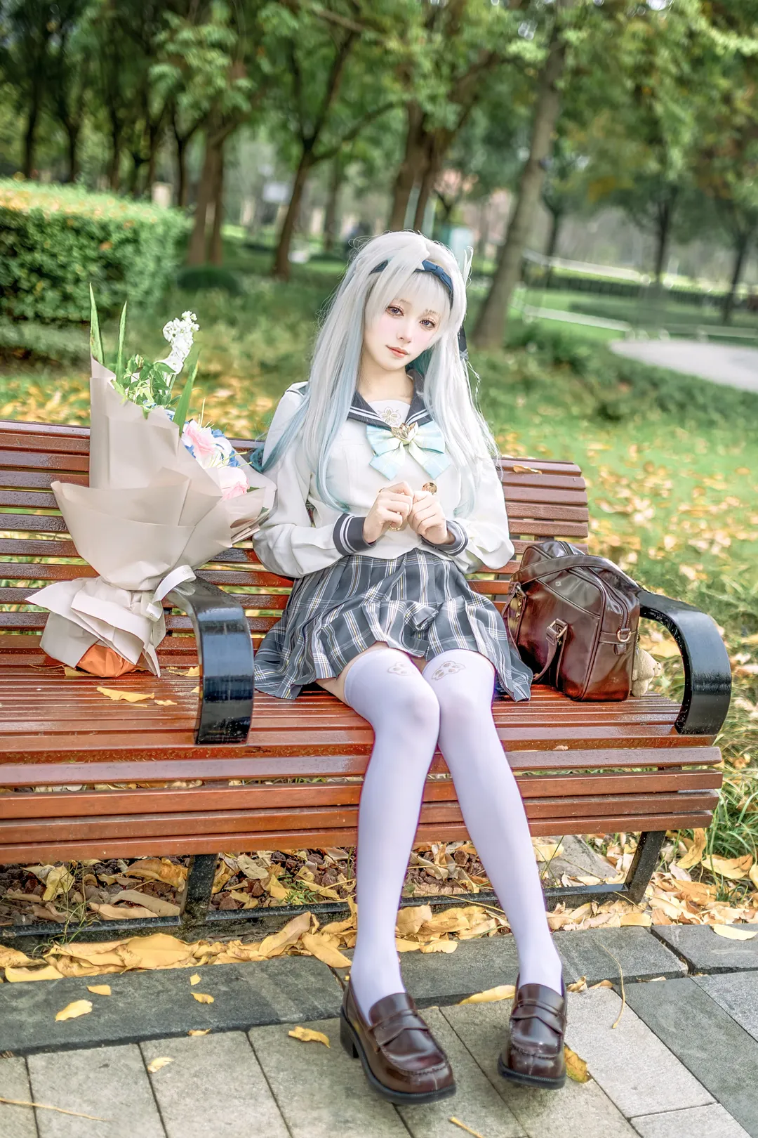 崩坏星穹铁道, 流萤cos, 白丝, jk制服, cosplay摄影 - 第1张