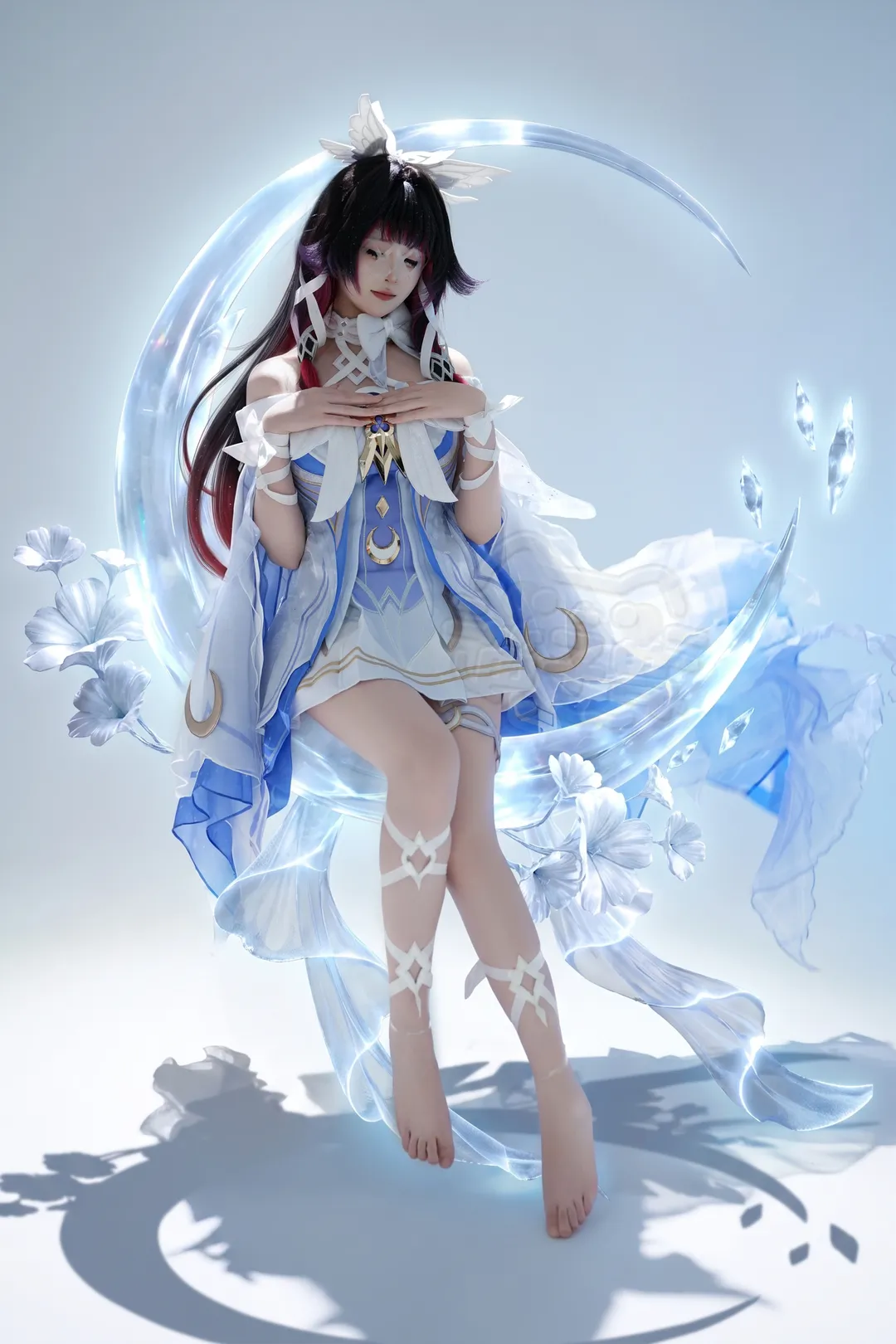 哥伦比娅cos, 仙气造型, cosplay摄影, 月夜氛围, 轻纱穿搭