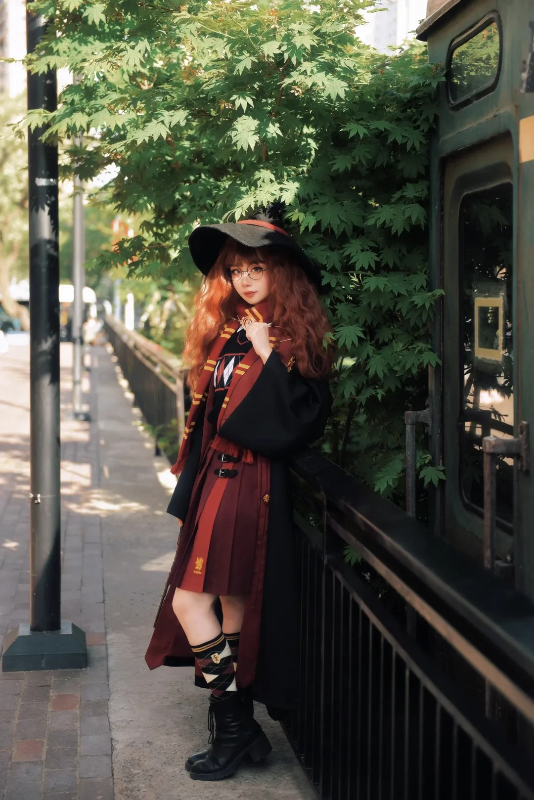 Hermione cosplay, Harry Potter, Universal Studios, Magical outfit, Stockings and long boots - Image 3