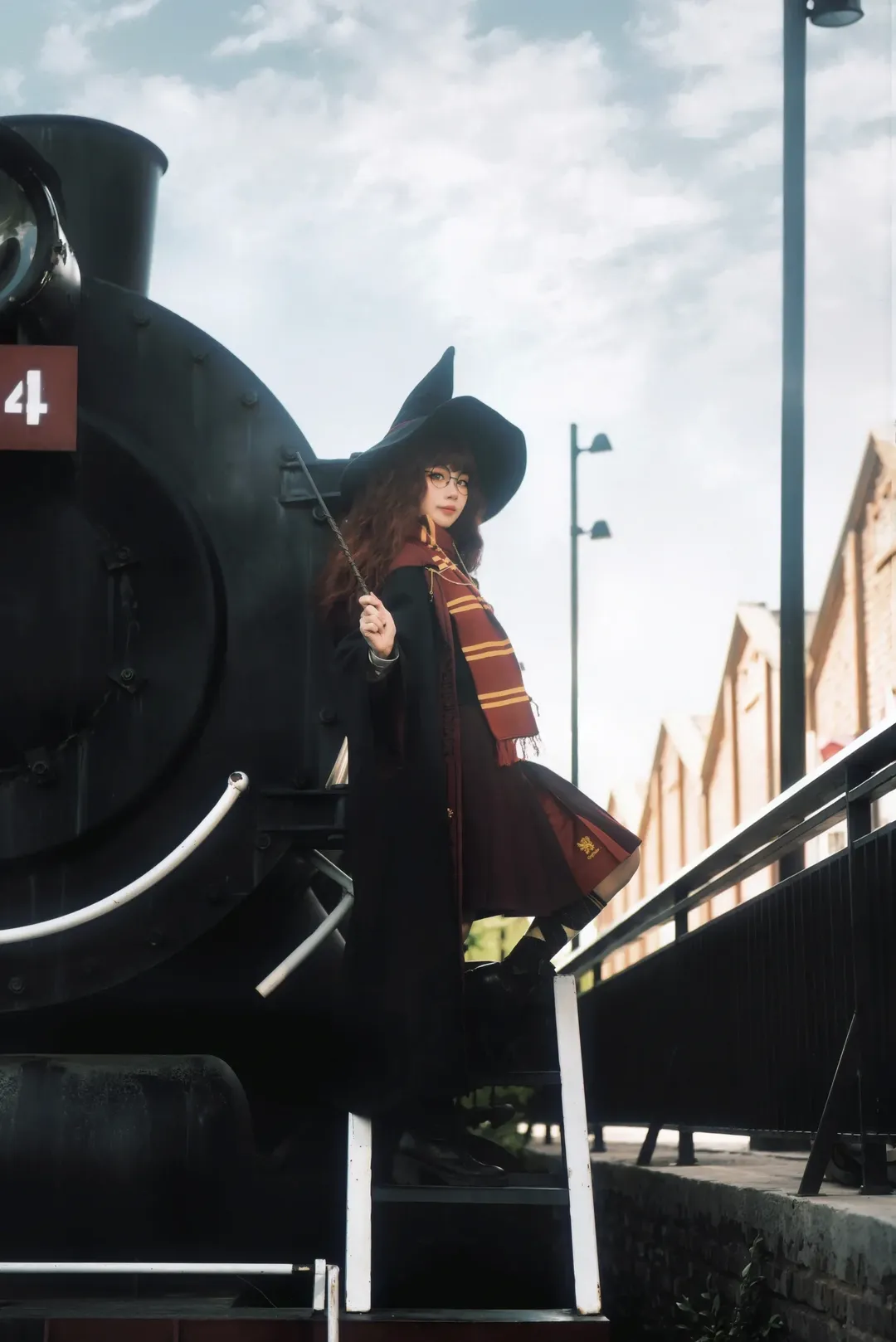 Hermione cosplay, Harry Potter, Universal Studios, Magical outfit, Stockings and long boots - Image 5