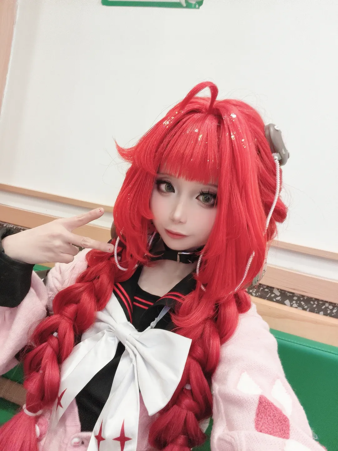绝区零, 浮波柚叶cos, cosplay日常, 红发cos, 条纹袜 - 第1张