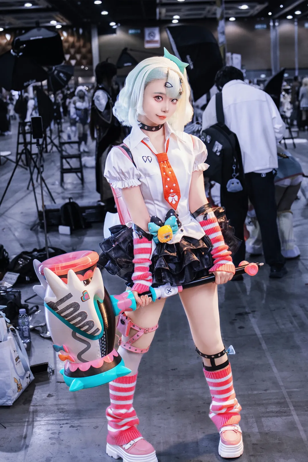 绝区零, 二次元少女, 漫展场照, 千夏cos, Cosplay道具 - 第6张
