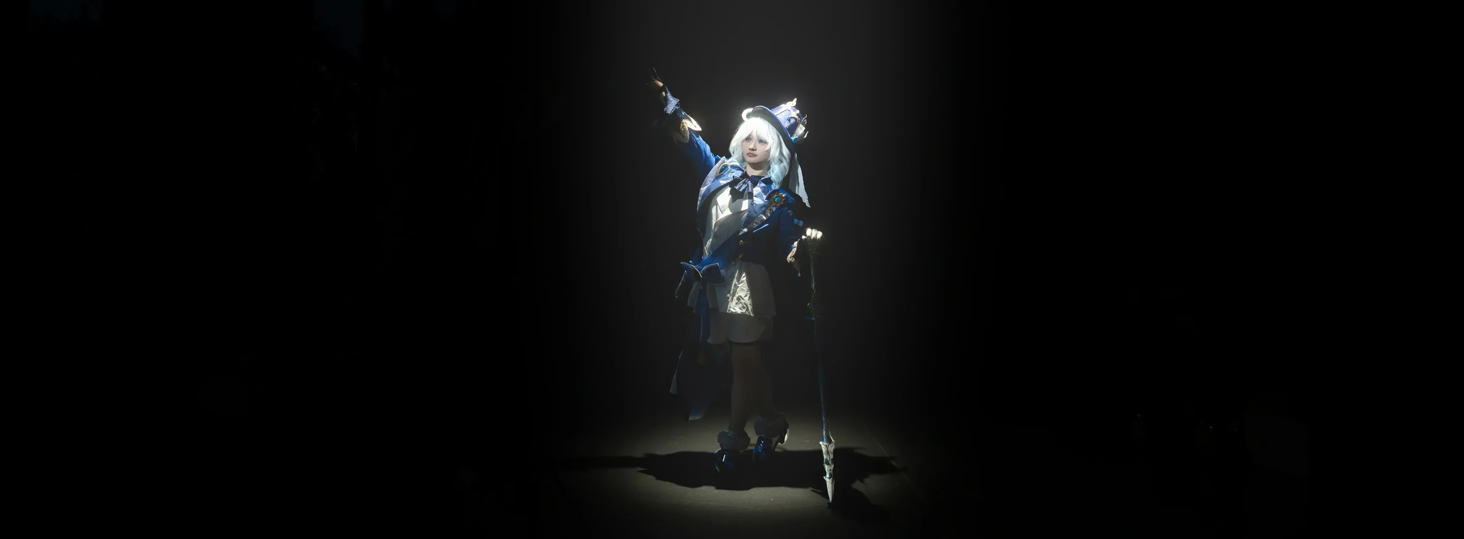 Genshin Impact, Convention photos, Furina cosplay, Cosplay pose reference, Genshin Impact Fontaine - Image 2