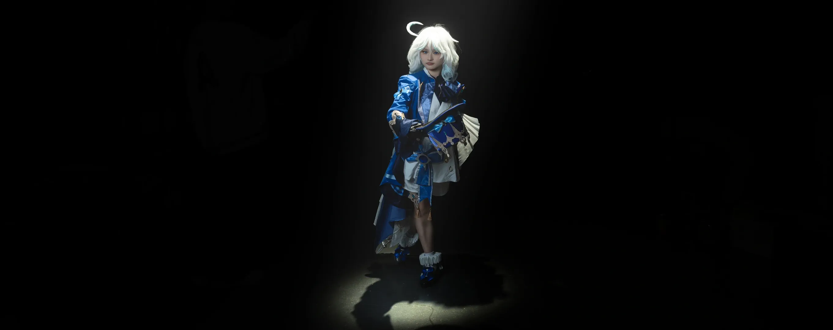 Genshin Impact, Convention photos, Furina cosplay, Cosplay pose reference, Genshin Impact Fontaine - Image 4