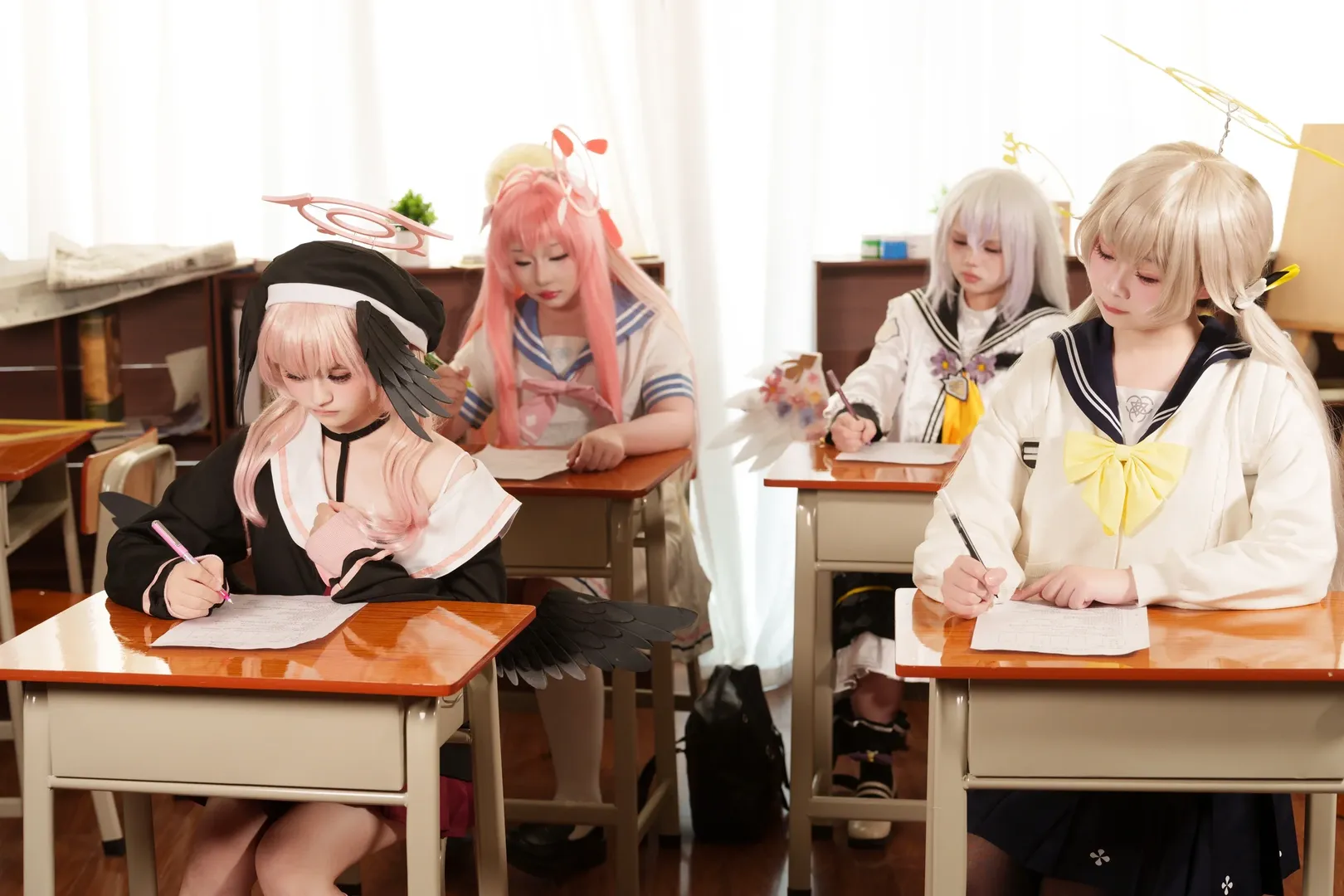 碧蓝档案, 蔚蓝档案cosplay, 黑丝cosplay, 补习部日常, 教室主题cos - 第2张