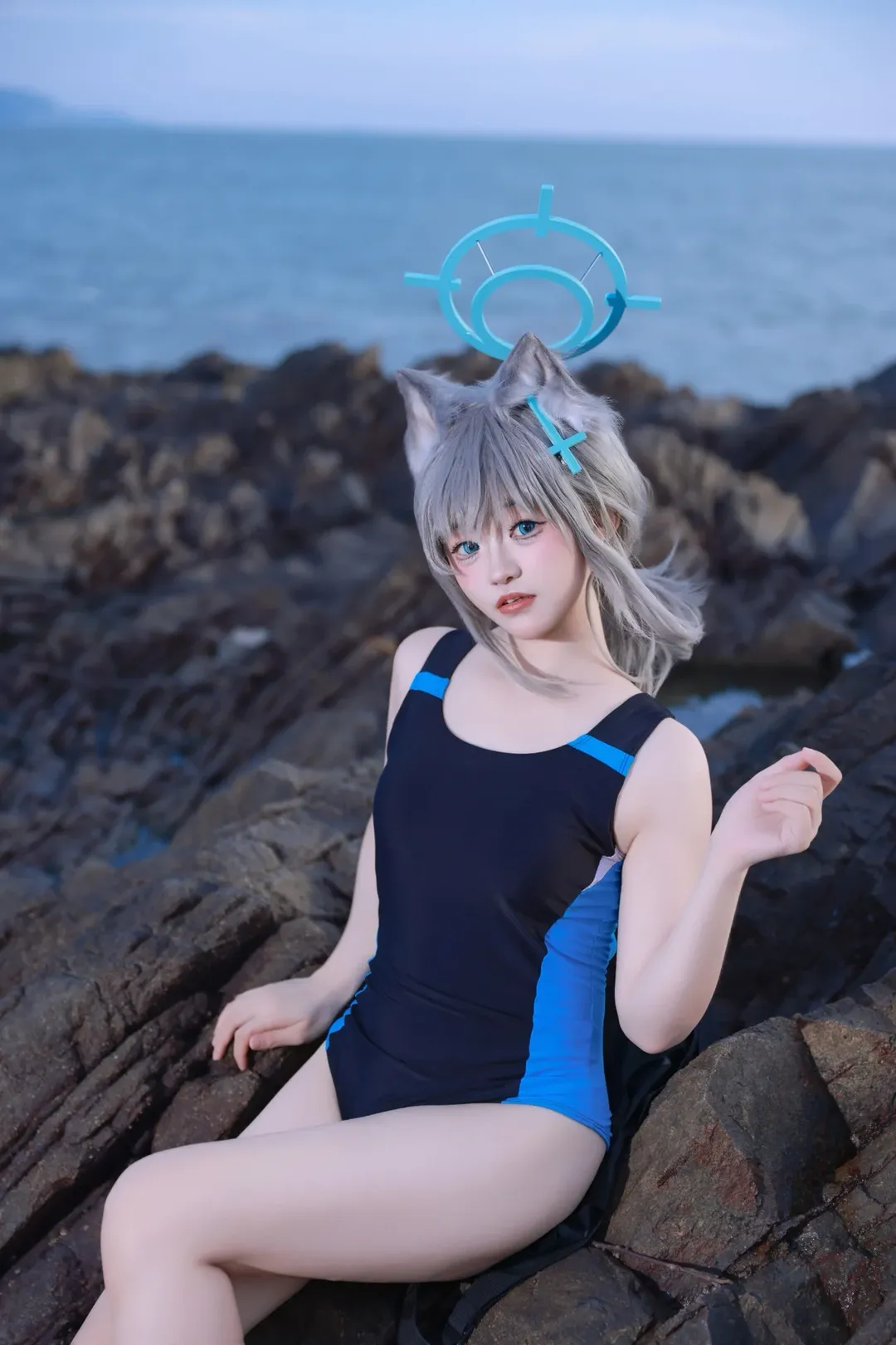 Blue Archive, Shiroko Sunaookami Cosplay, Swimsuit photo, Kemonomimi girl, Seaside cosplay
