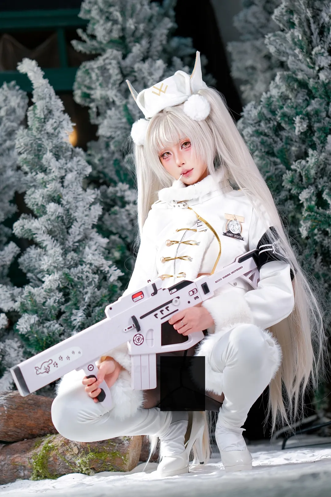 白兔布兰儿cos, 胜利女神新的希望, 雪景cosplay, 丝袜cosplay, 白色毛绒穿搭 - 第2张