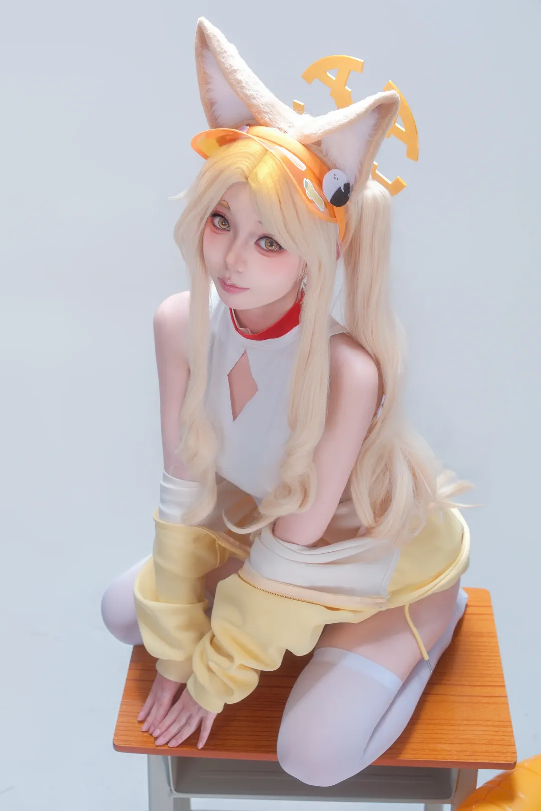 ブルーアーカイブ, 水着コスプレ, 白ストッキング, 獣耳娘, 百合園セイアコスプレ
