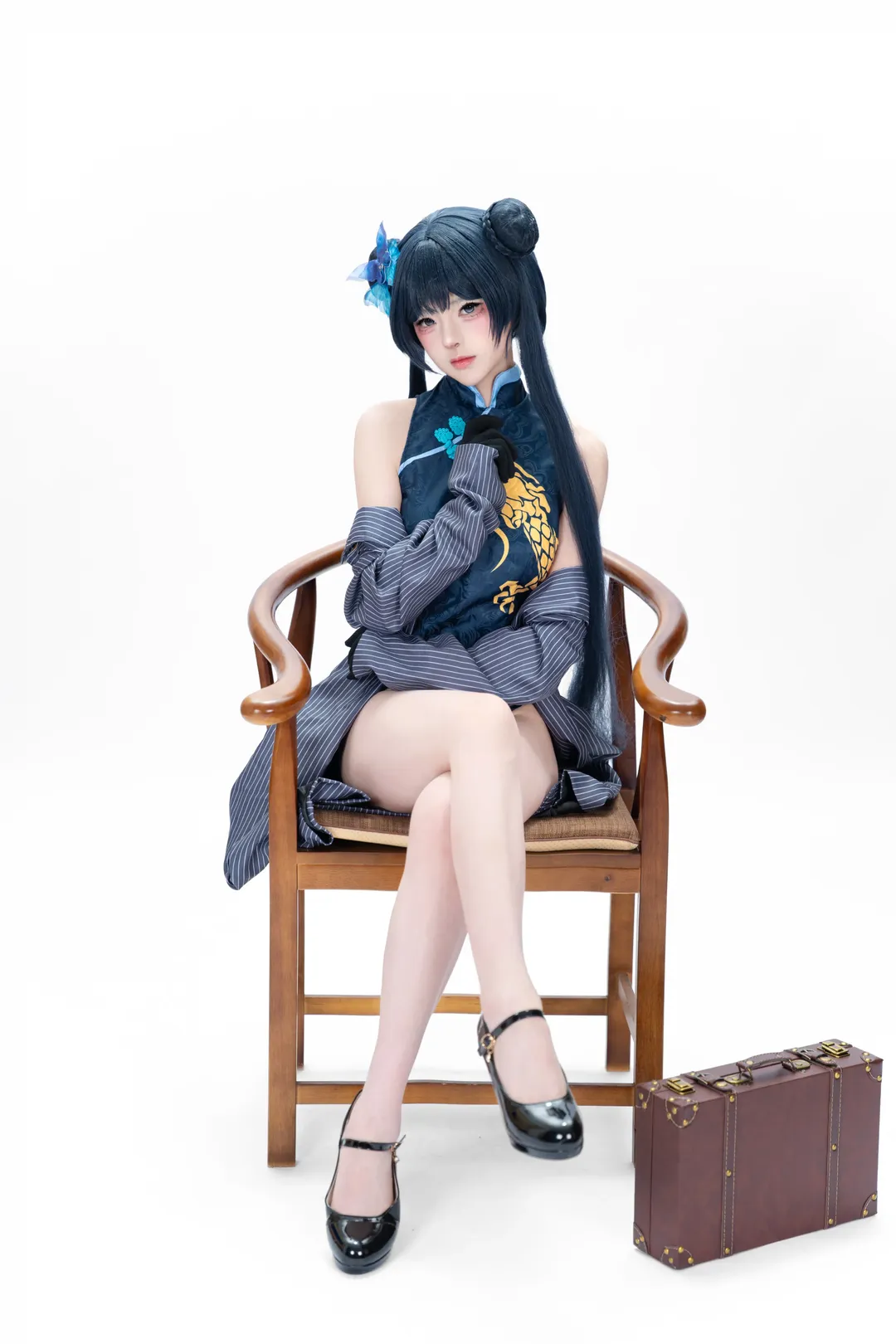 国风cosplay, 黑丝穿搭, 旗袍写真, 复古元素, 棚拍精修 - 第1张