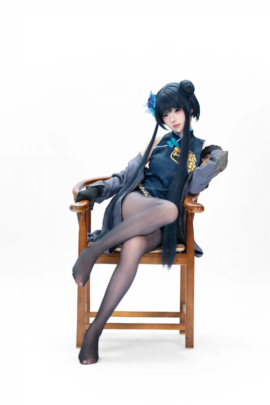 国风cosplay, 黑丝穿搭, 旗袍写真, 复古元素, 棚拍精修