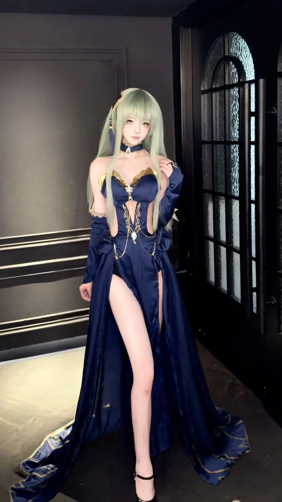 绿发cosplay, C.C.cos, 露背礼服, 反叛的鲁鲁修, 棋盘晚宴