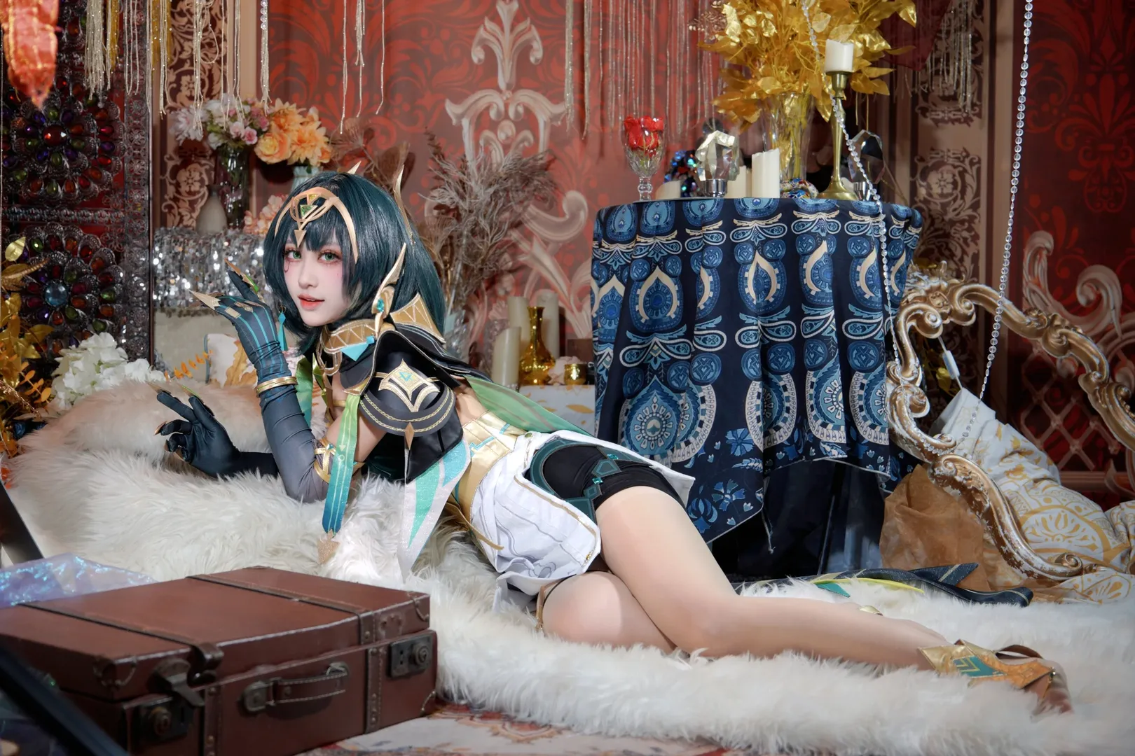 原神, 二次元cosplay, 奈芙尔cos, 毛绒布景, cosplay腿环 - 第1张