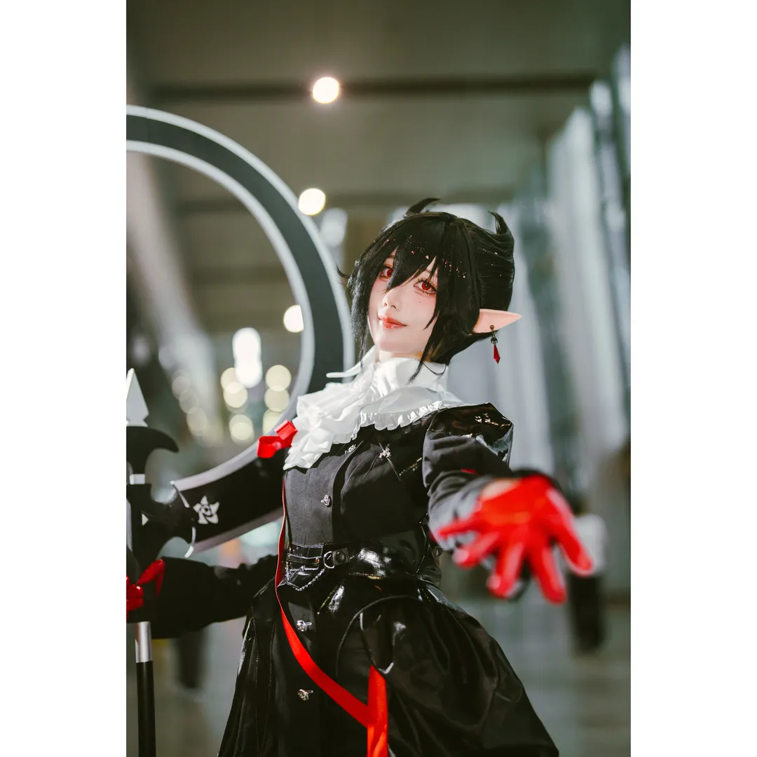 萤火虫漫展, 明日方舟, 隐德来希cos, 白丝cos, 大镰刀cos - 第3张