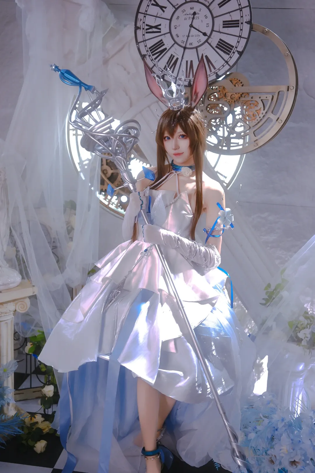 Arknights, Ambience Synesthesia, Amiya cosplay, Cosplay photography, Monument of Brilliant Melody - Image 1