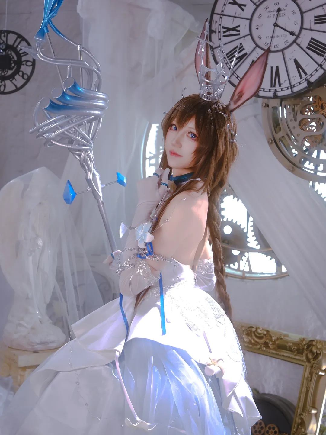 Arknights, Ambience Synesthesia, Amiya cosplay, Cosplay photography, Monument of Brilliant Melody - Image 2