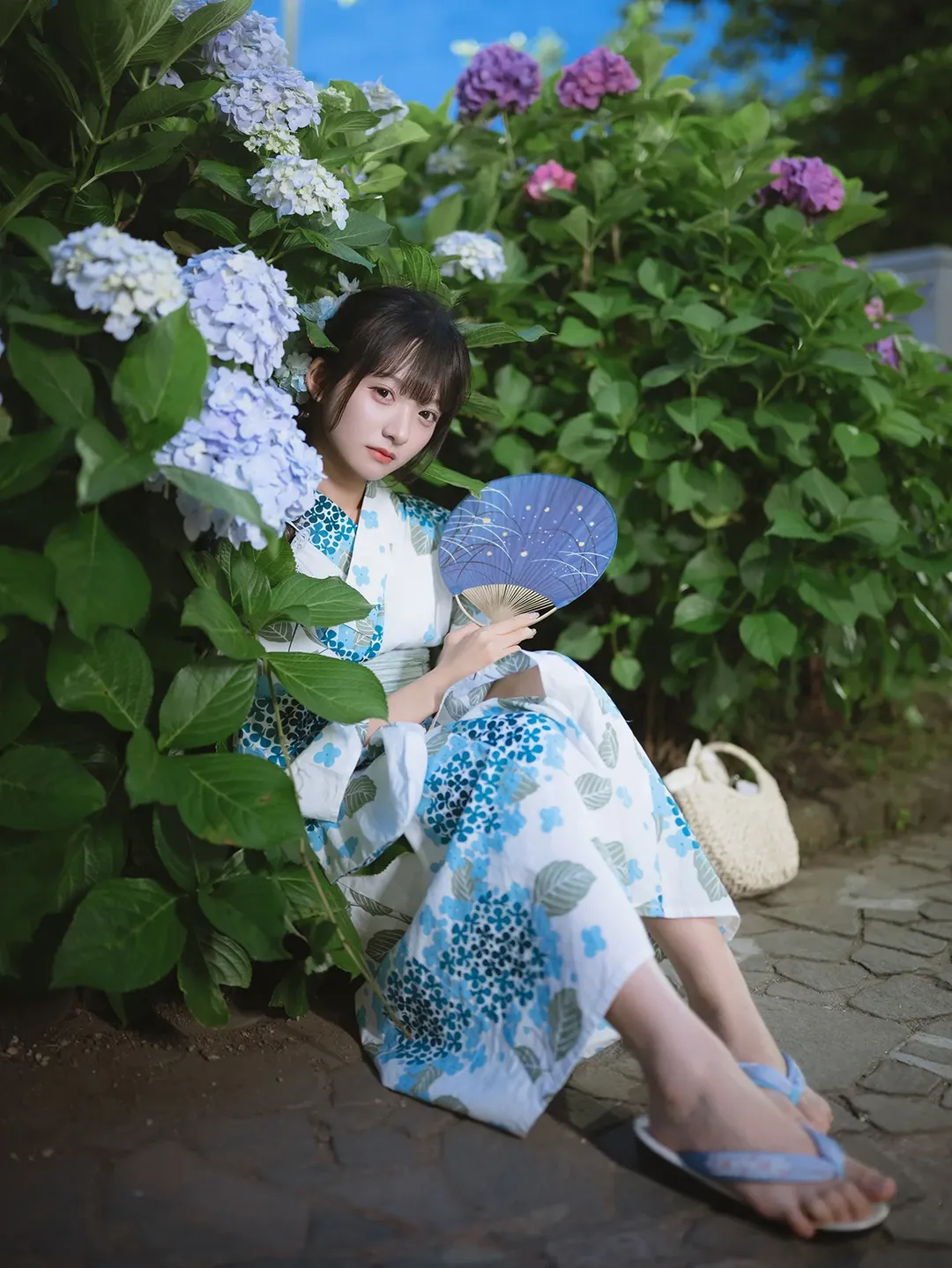 Japanese-style girl, Yukata photoshoot, Twilight portrait, Blue and white hydrangea, Sumida River night view - Image 14