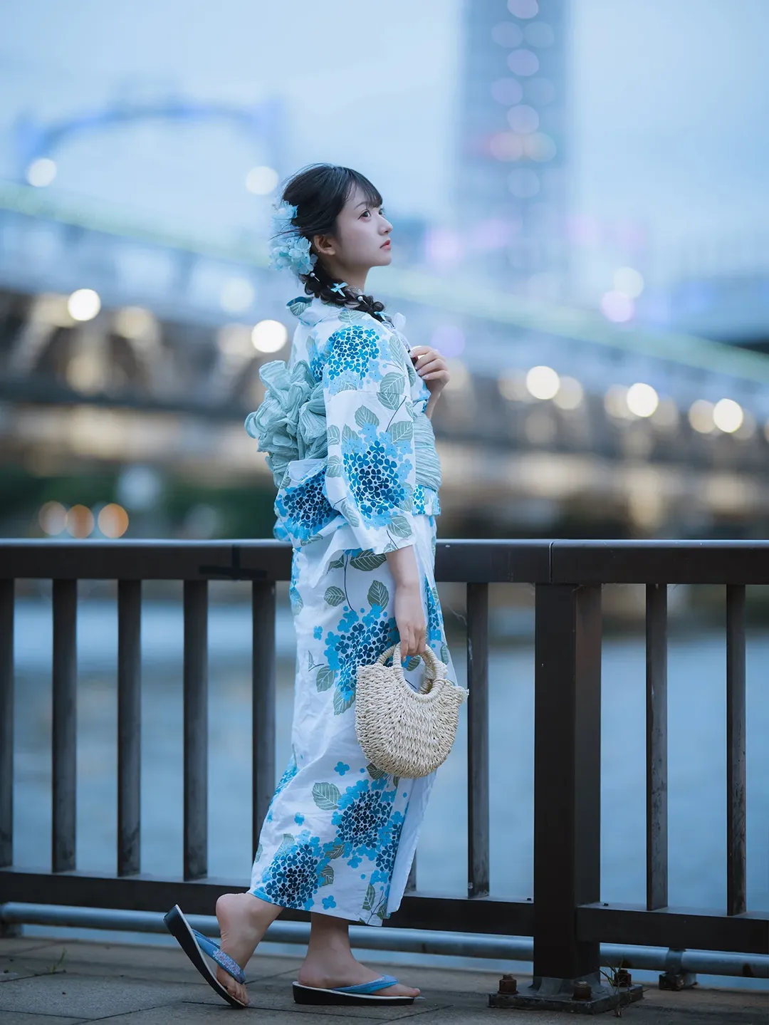 Japanese-style girl, Yukata photoshoot, Twilight portrait, Blue and white hydrangea, Sumida River night view - Image 7