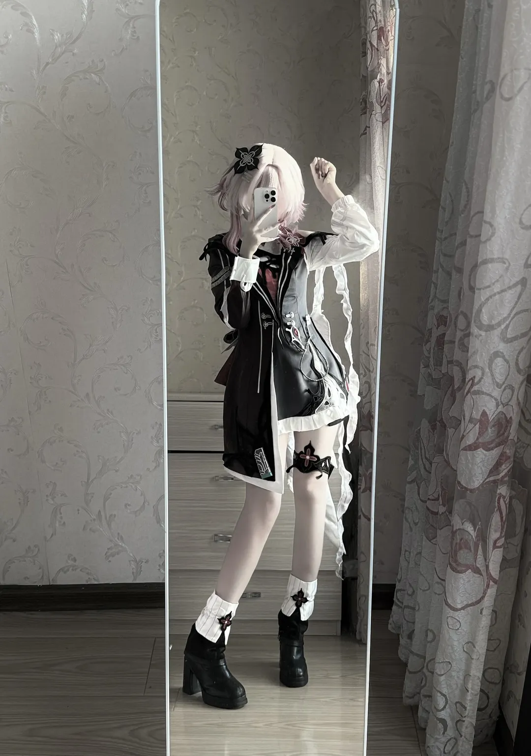 崩坏星穹铁道, 镜面自拍, 二次元cosplay, 长夜月cos, cosplay穿搭 - 第1张