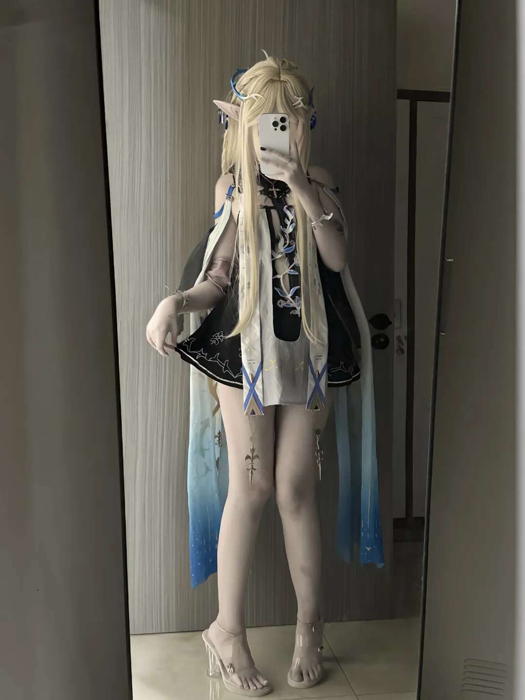 鸣潮, 卡提希娅cos, cosplay日常, 精灵耳cos, 白丝穿搭 - 第2张