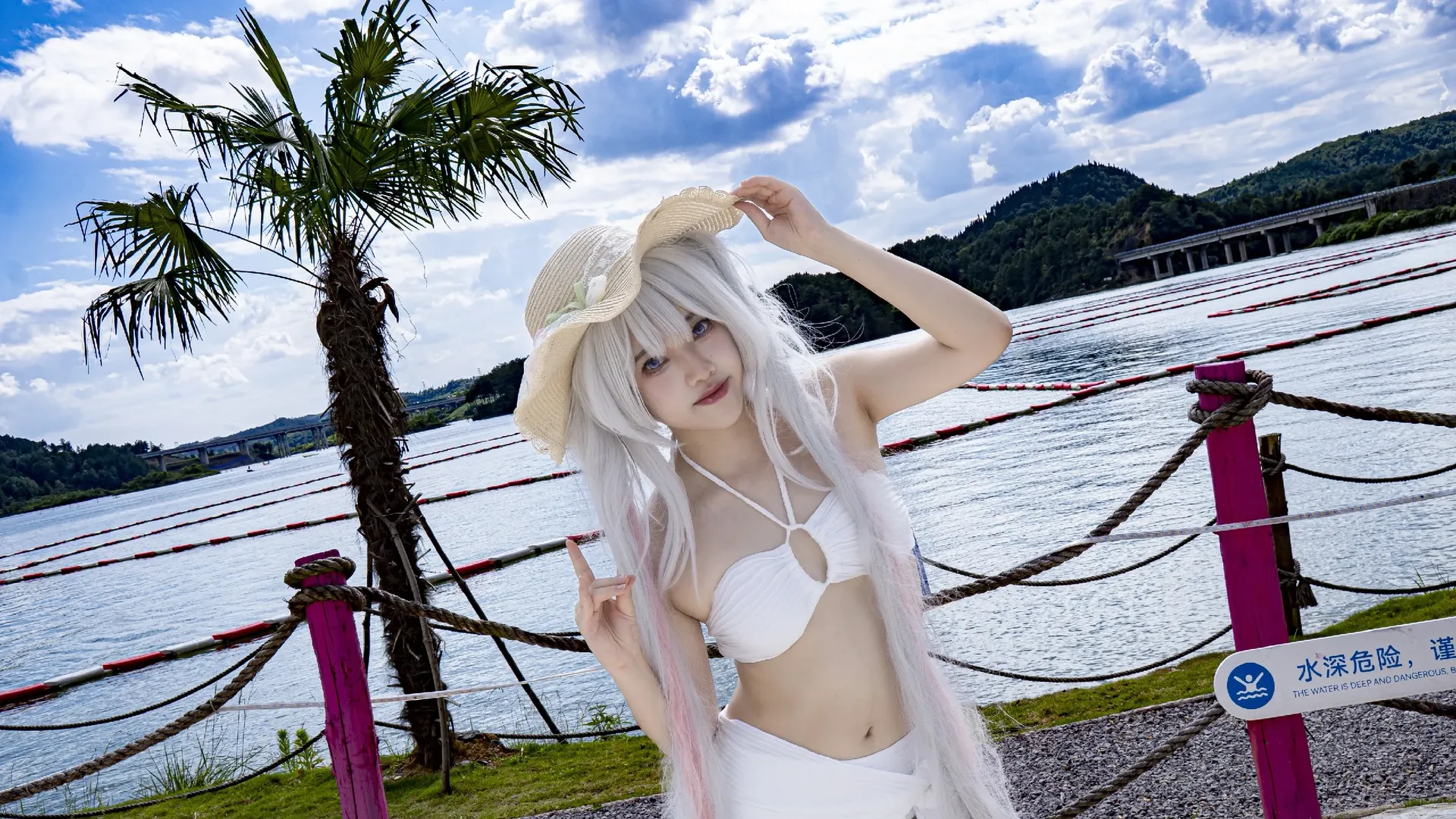 超时空辉夜姬, 泳衣cos, 夏日水边, 银白长发, 八千代cos - 第3张