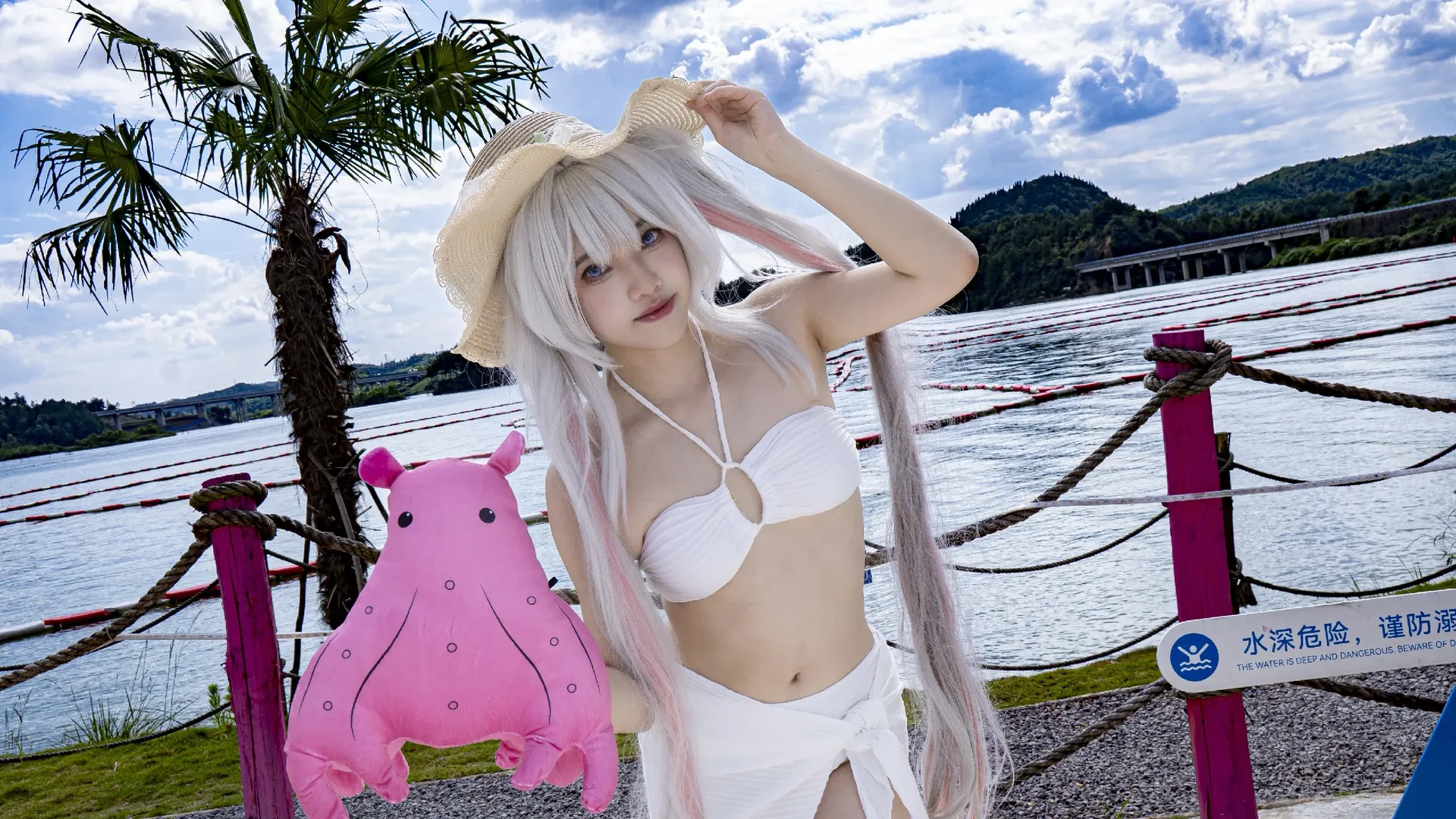 Cosmic Princess Kaguya!, Swimsuit cosplay, Summer waterside, Silver-white long hair, Yachiyo cosplay