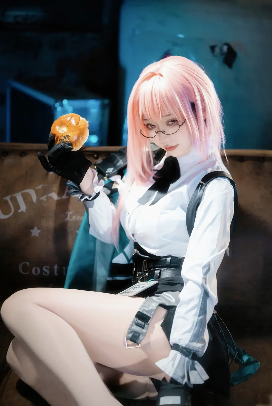 ゼンレスゾーンゼロ, 二次元, コスプレ, 月城柳コスプレ, 丸メガネコスプレ