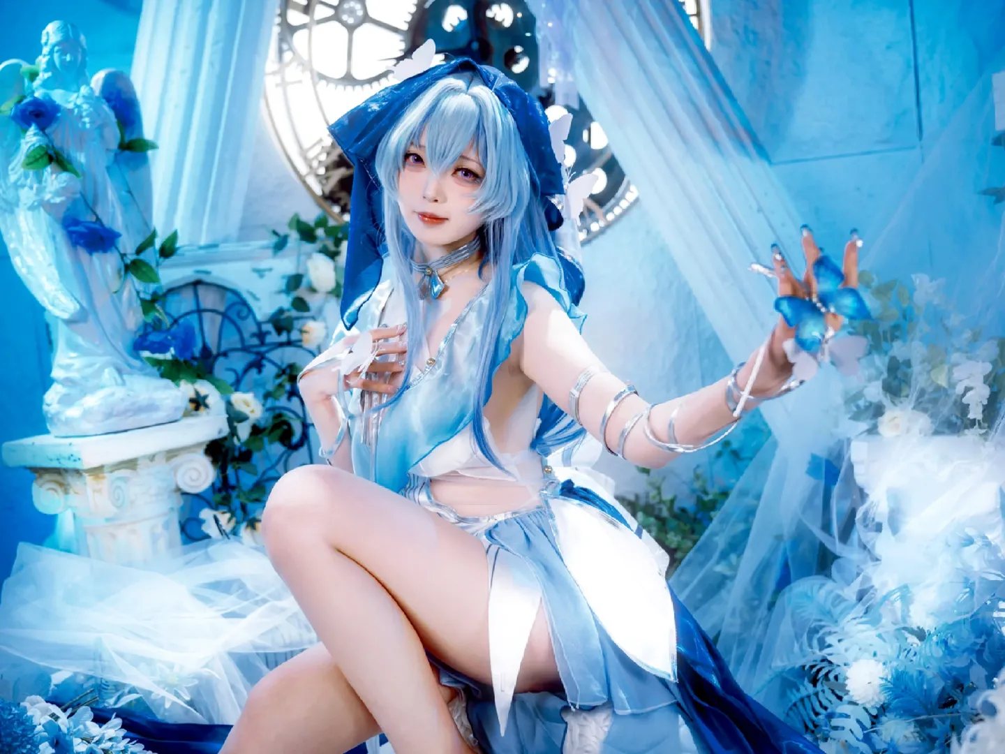 Wuthering Waves, cosplay, Anime-style photography, The Shorekeeper cosplay, Blue-themed cosplay