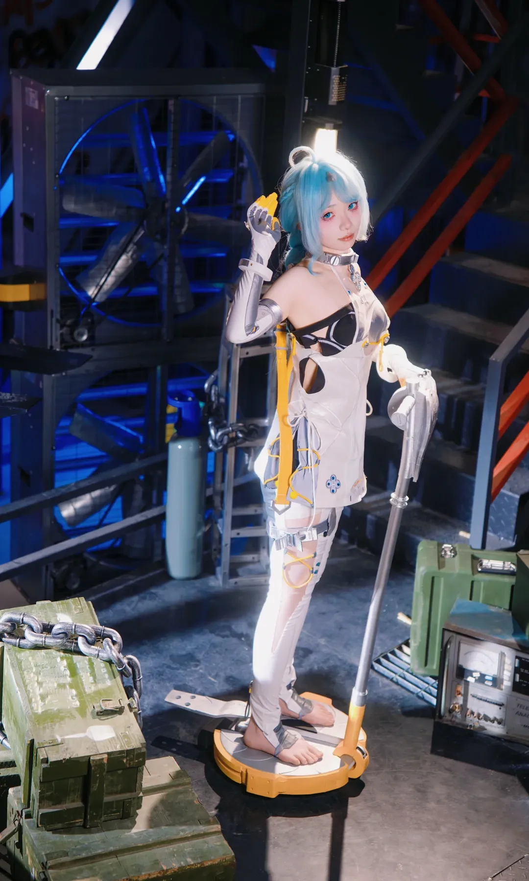 Zenless Zone Zero, cosplay, Anime girl, Seed cosplay, Industrial style photography - Image 1