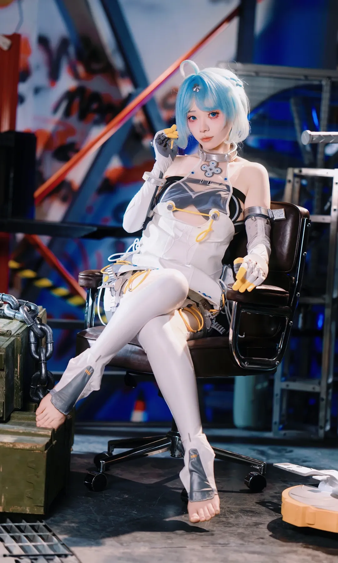 Zenless Zone Zero, cosplay, Anime girl, Seed cosplay, Industrial style photography - Image 4
