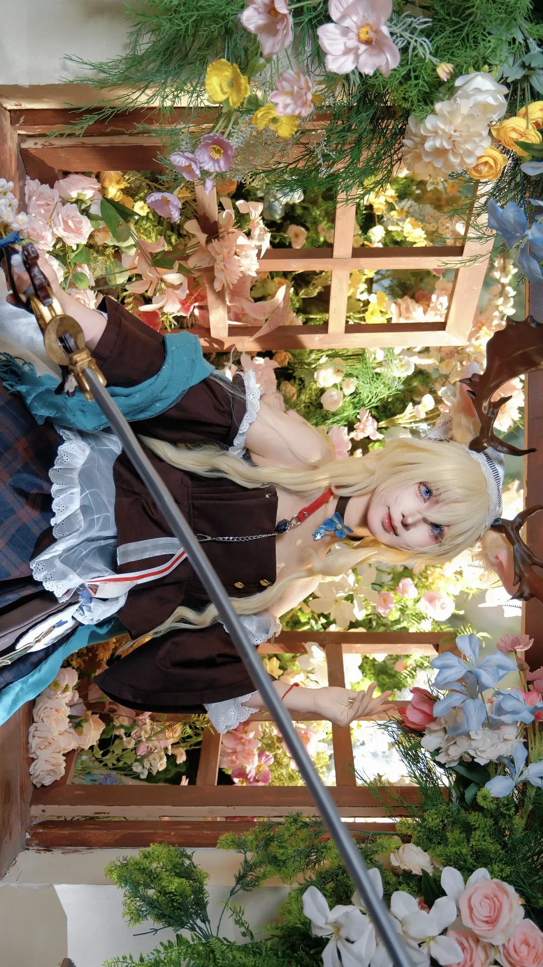 花海摄影, 二次元cosplay, 明日方舟, 白丝穿搭, 薇薇安娜cos - 第2张