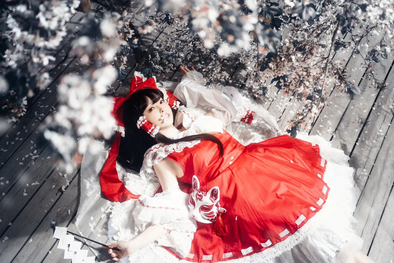 博丽灵梦cos, 东方Project, 红白巫女, 夜樱摄影, 狐狸面具 - 第5张