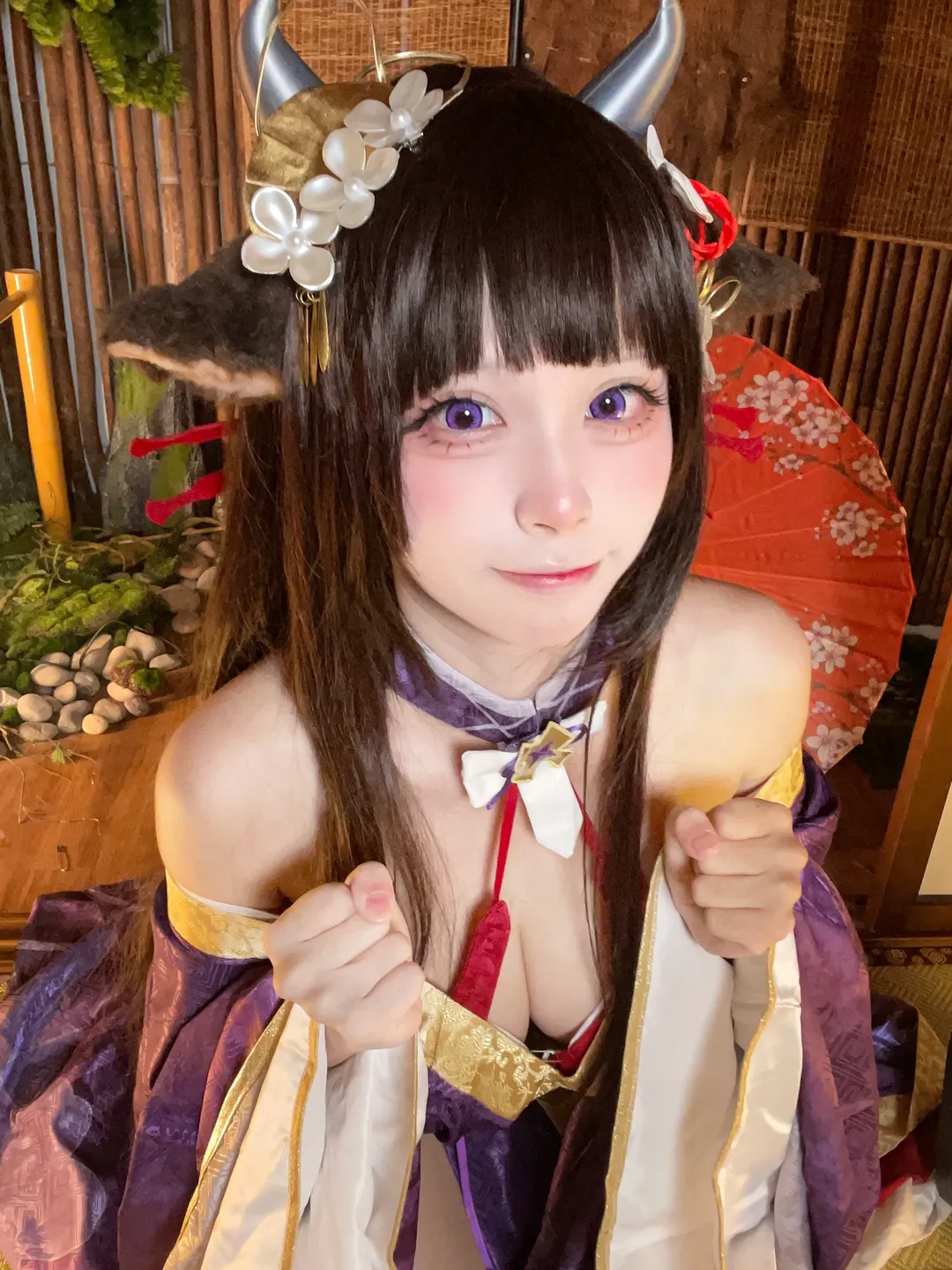 二次元少女, 和风cosplay, 庭院摄影, 兽耳造型, 紫衣古风