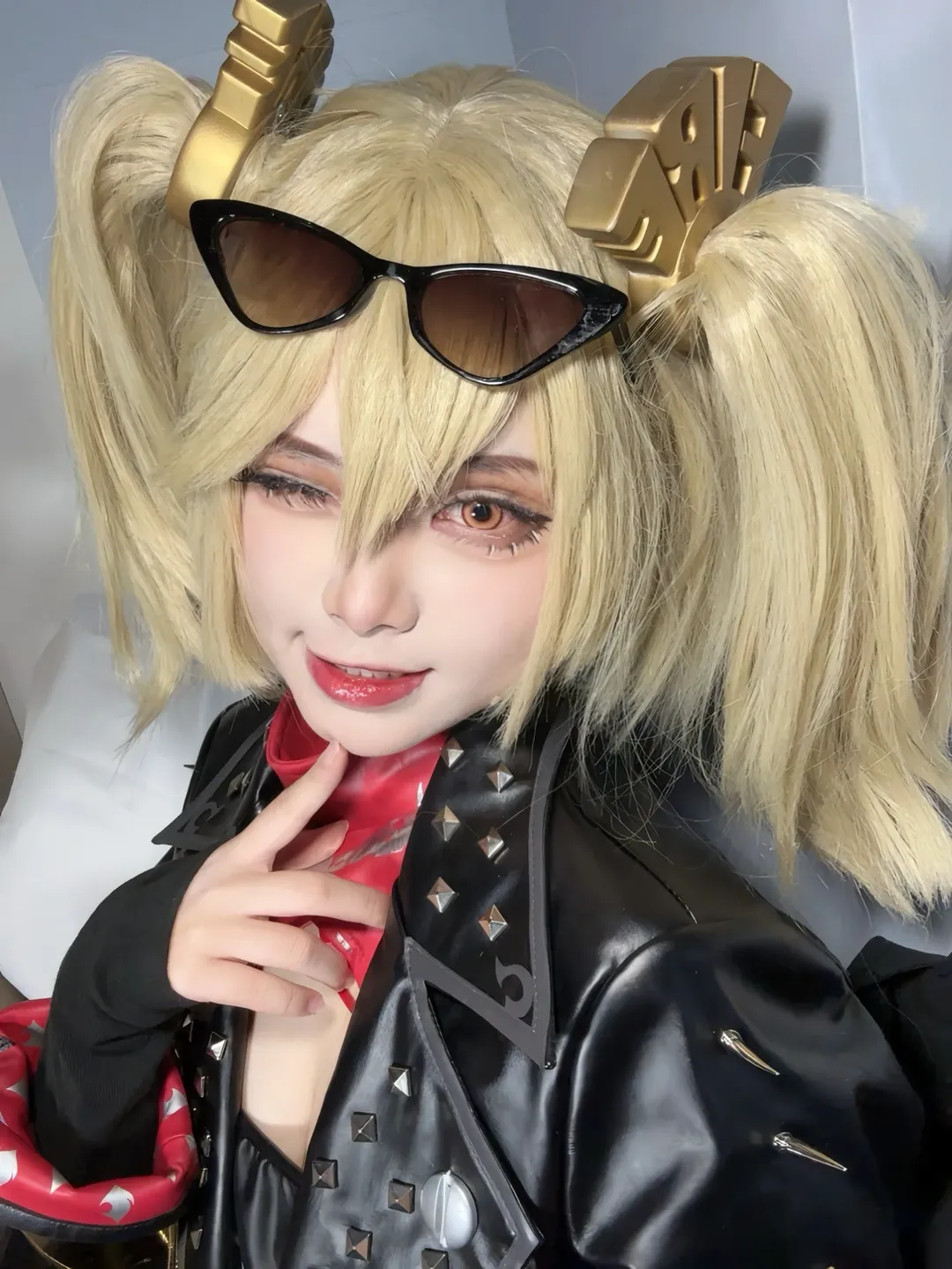 Zenless Zone Zero, cosplay, Makeup test, Burnice cosplay, Street punk style - Image 1
