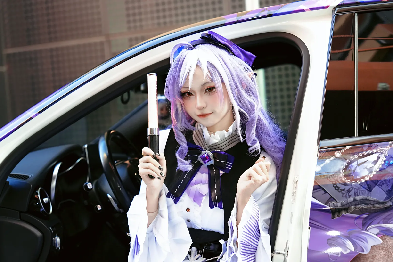 ゼンレスゾーンゼロ, イベント写真, ビビアン コスプレ, 痛車, コスプレ撮影 - 3枚目