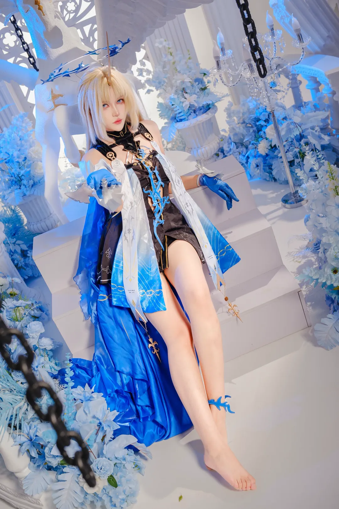 鸣潮, 卡提希娅cos, 精灵cosplay, 冷色调摄影, 女王cos