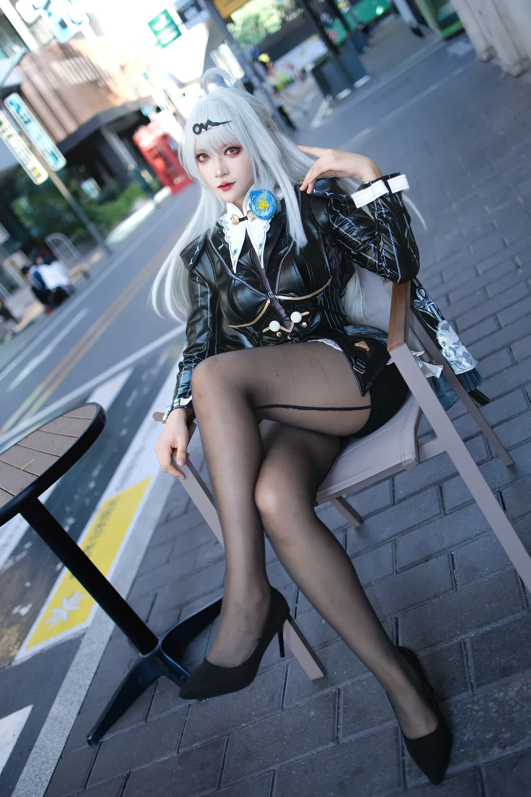 绝区零, 街头摄影, 仪玄cos, 黑丝穿搭, 御姐cosplay - 第1张