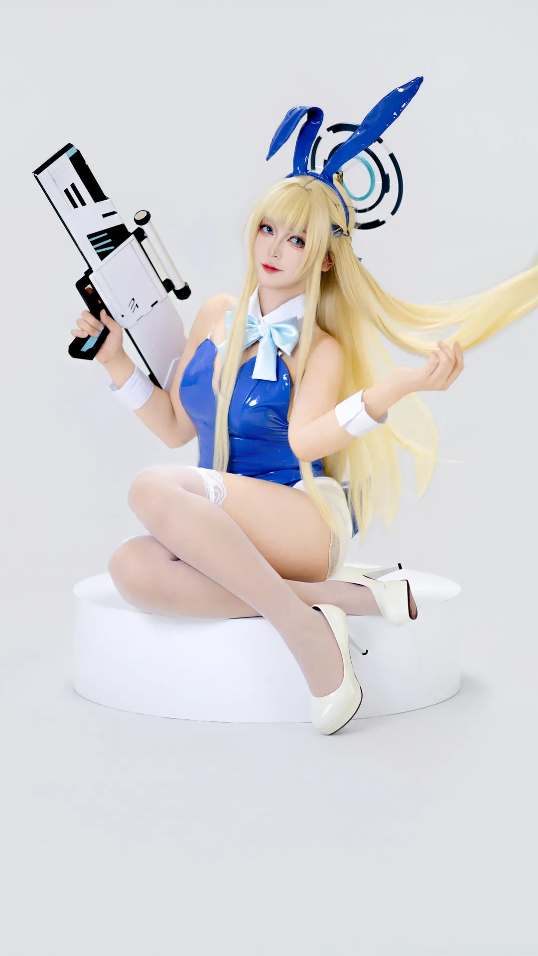 蔚蓝档案, cosplay摄影, 飞鸟马时cos, 兔女郎cos, 白色丝袜 - 第1张