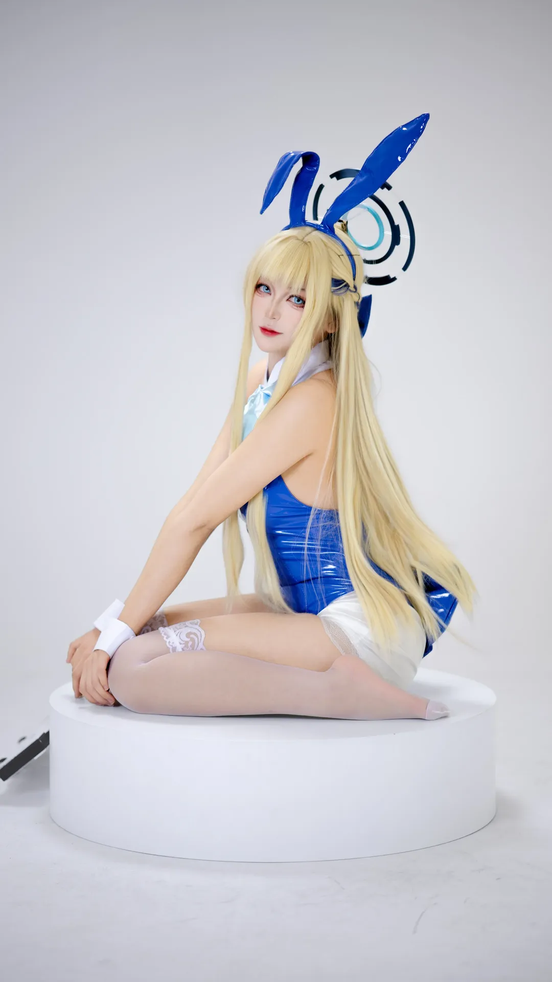 蔚蓝档案, cosplay摄影, 飞鸟马时cos, 兔女郎cos, 白色丝袜 - 第3张