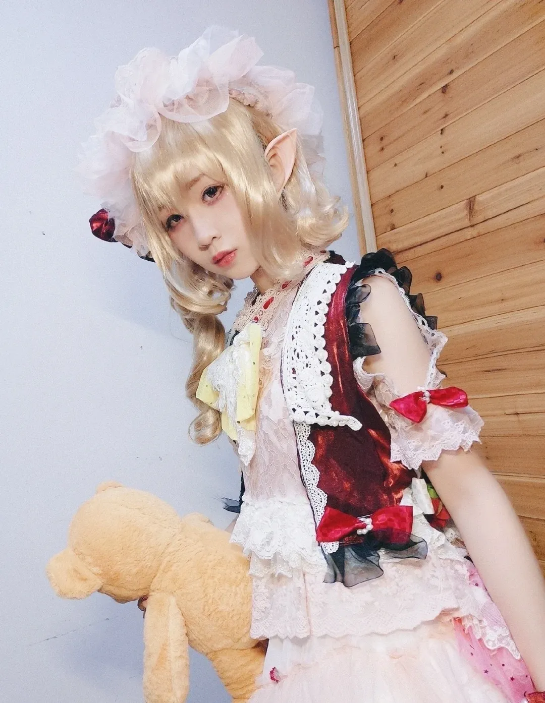 Touhou Project, Cosplay photoshoot, Western-style clothing, Flandre Scarlet Cosplay, Elf ears - Image 3