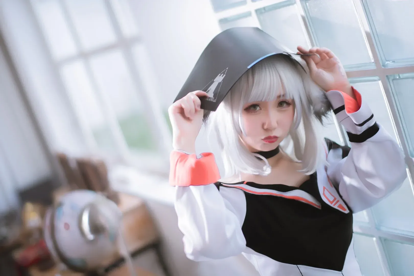 明日方舟, 二次元cos, 白面鸮cos, 复古室内摄影, 黑丝腿环 - 第4张