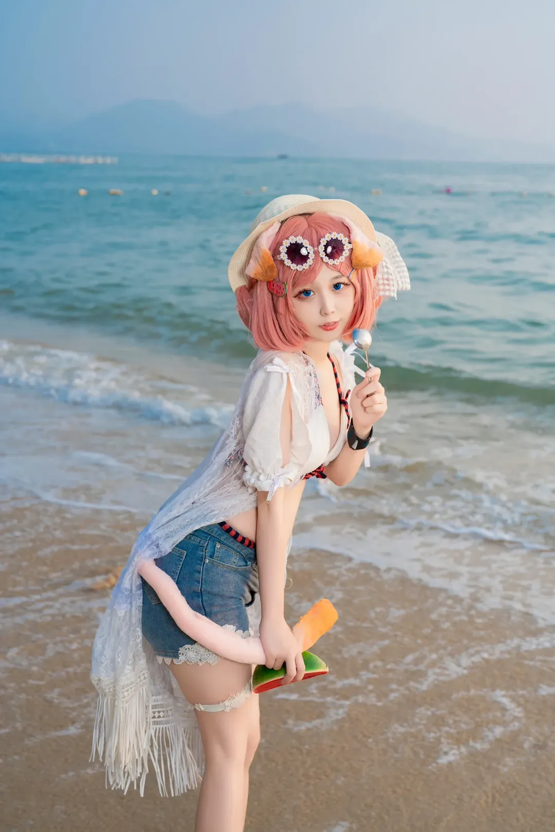 二次元, アークナイツ, ゴールデングロー コスプレ, 獣耳, 夏のビーチ - 2枚目