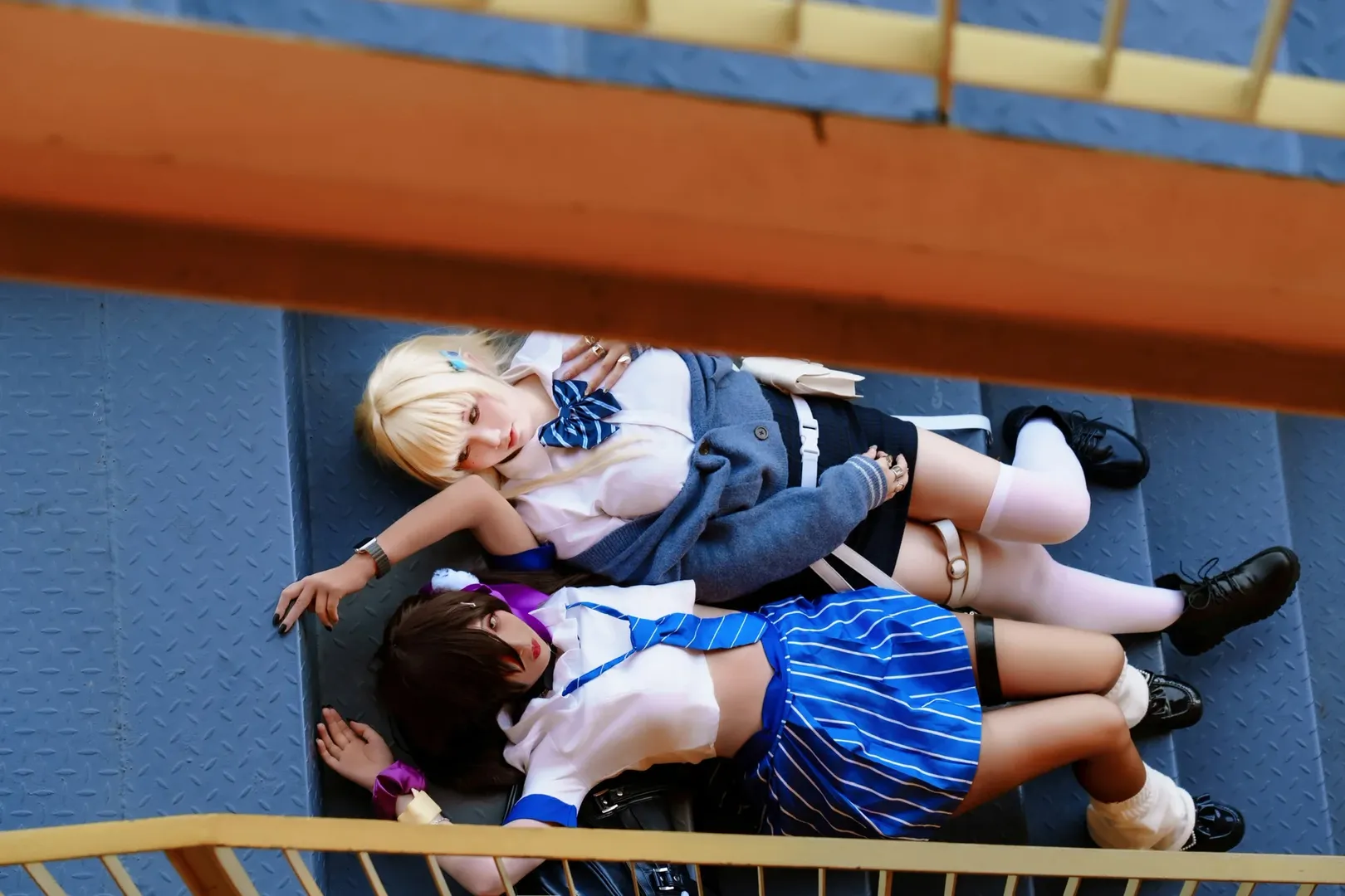 胜利女神nikke, 白丝穿搭, 双人cosplay, 娜嘉cos, 蒂亚cos - 第2张