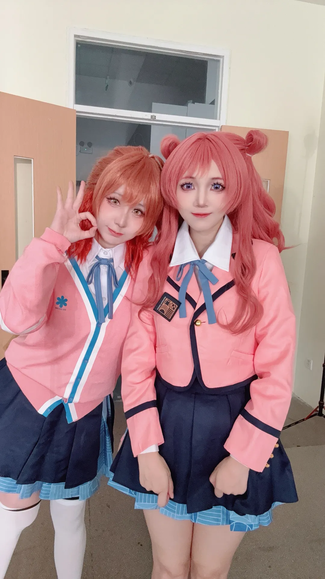 学园偶像大师, 双人互动, 过膝袜, 花海佑芽花海咲季cos, 粉色制服