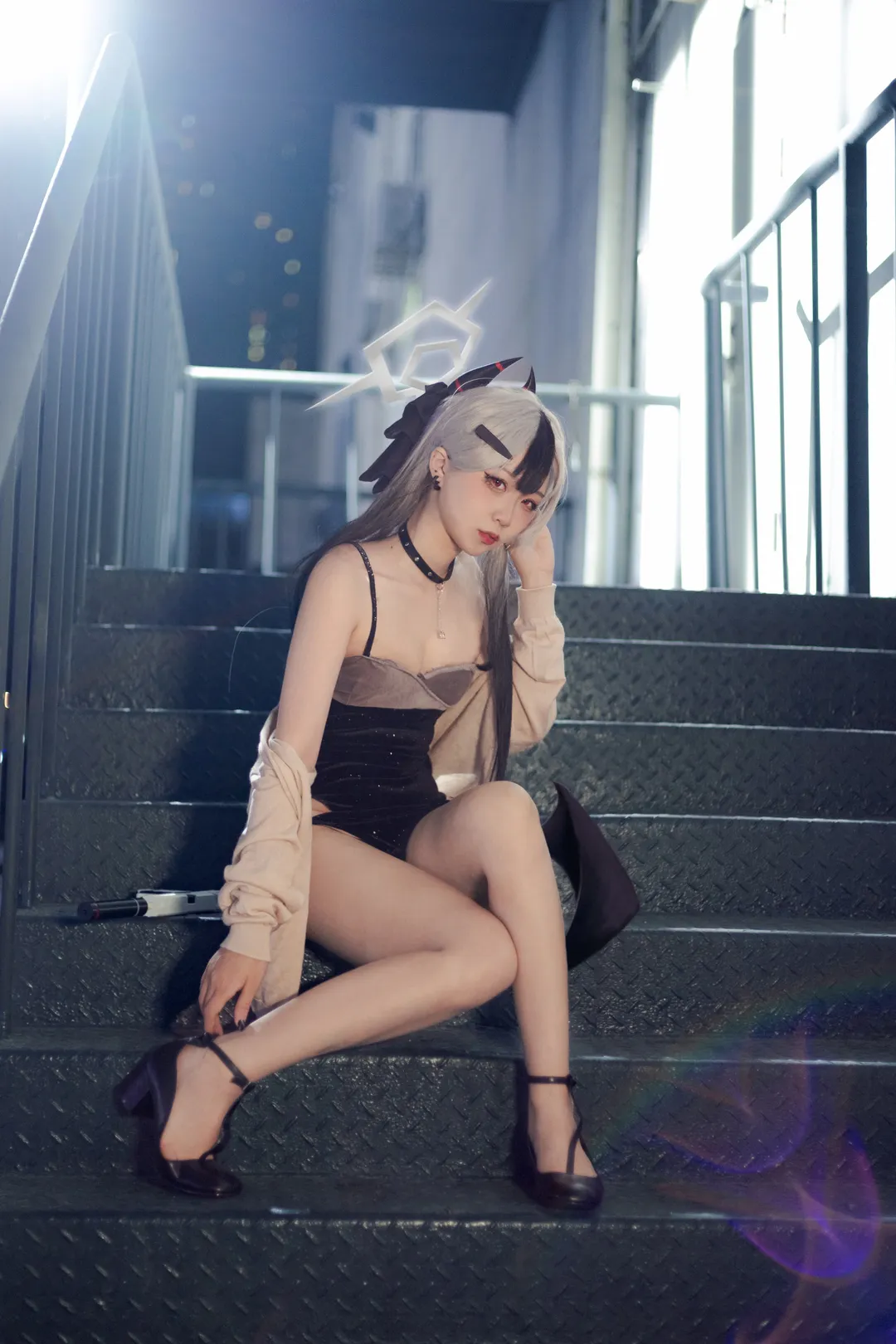 蔚蓝档案, 手办还原, 鬼方佳代子cos, 礼服cosplay, 工业风拍摄 - 第4张