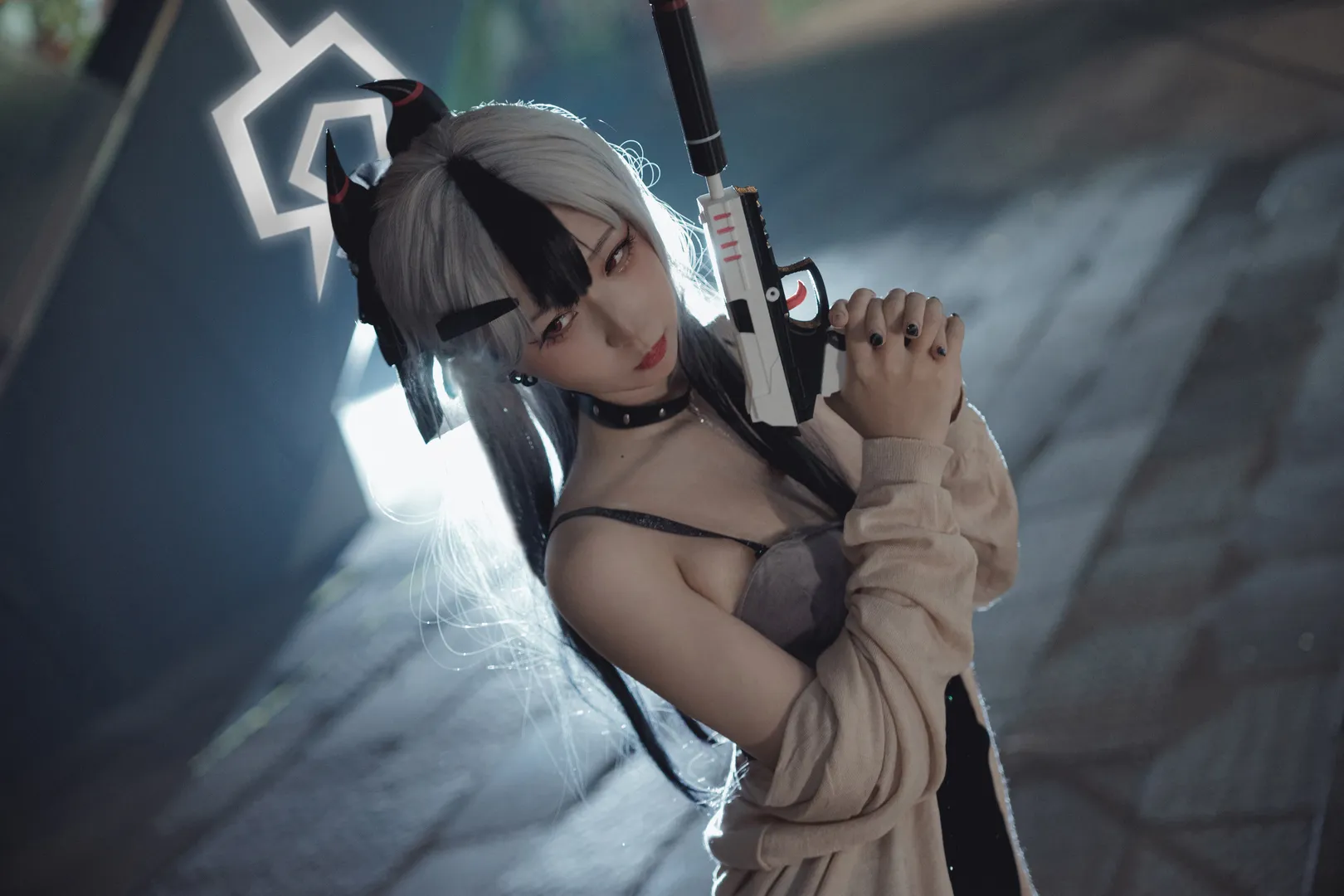 蔚蓝档案, 手办还原, 鬼方佳代子cos, 礼服cosplay, 工业风拍摄 - 第6张