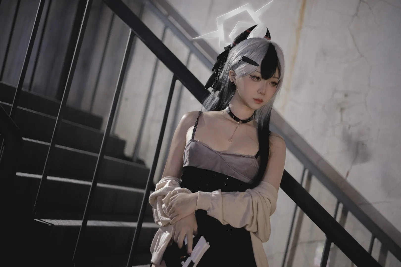 蔚蓝档案, 手办还原, 鬼方佳代子cos, 礼服cosplay, 工业风拍摄 - 第7张