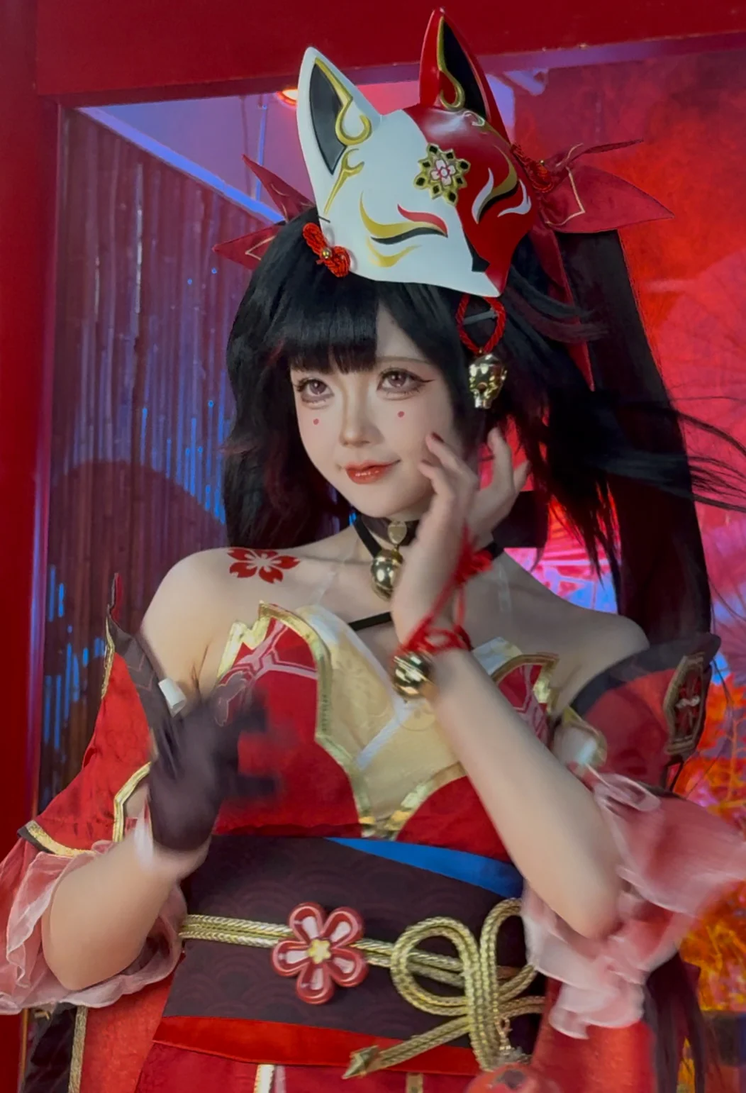 Anime-style photography, Honkai: Star Rail, Sparkle cosplay, Cosplay props, Fox mask recreation