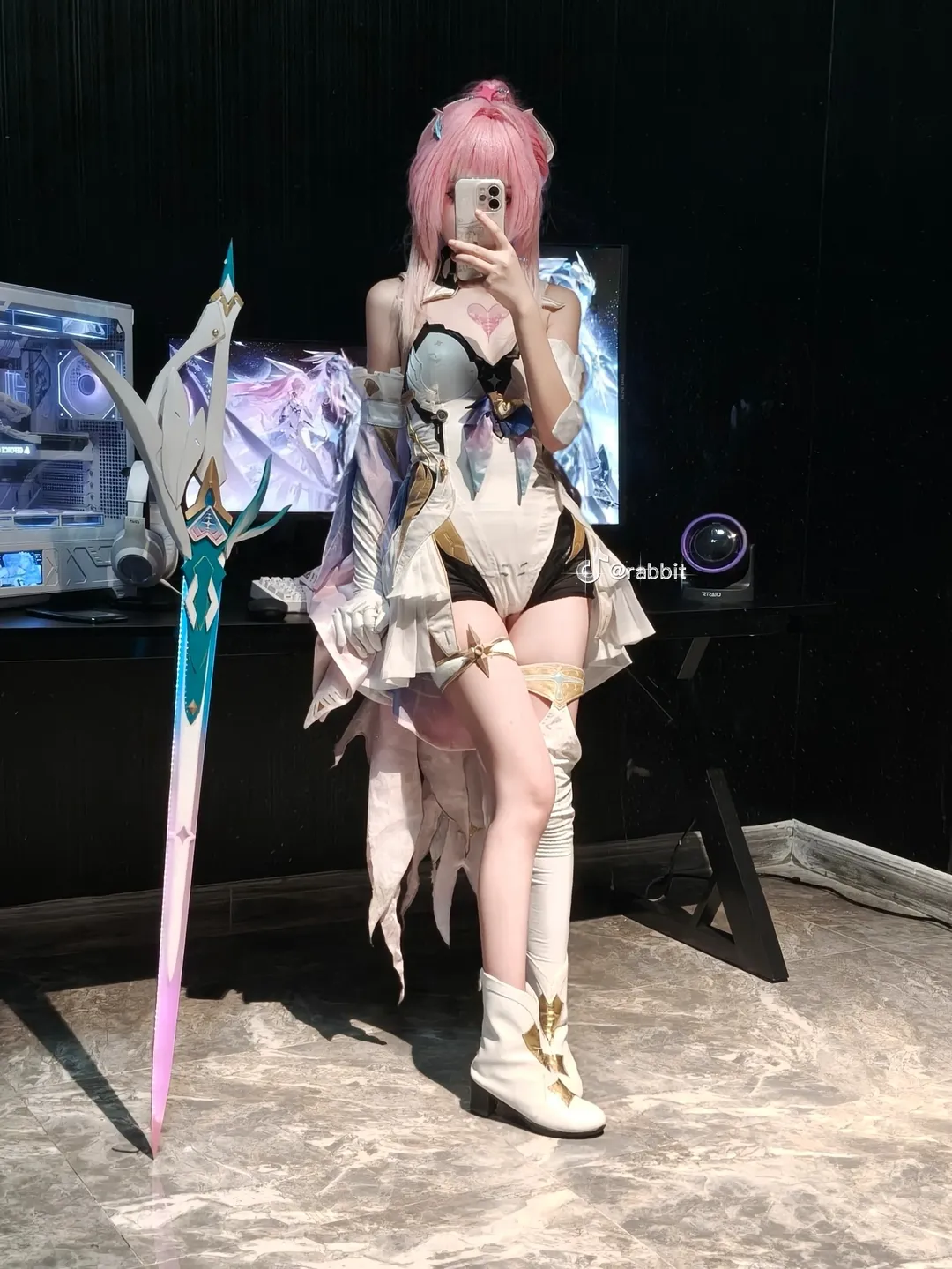 鸣潮, 游戏cosplay, 二次元穿搭, 爱弥丝cos, 腿环长袜 - 第2张