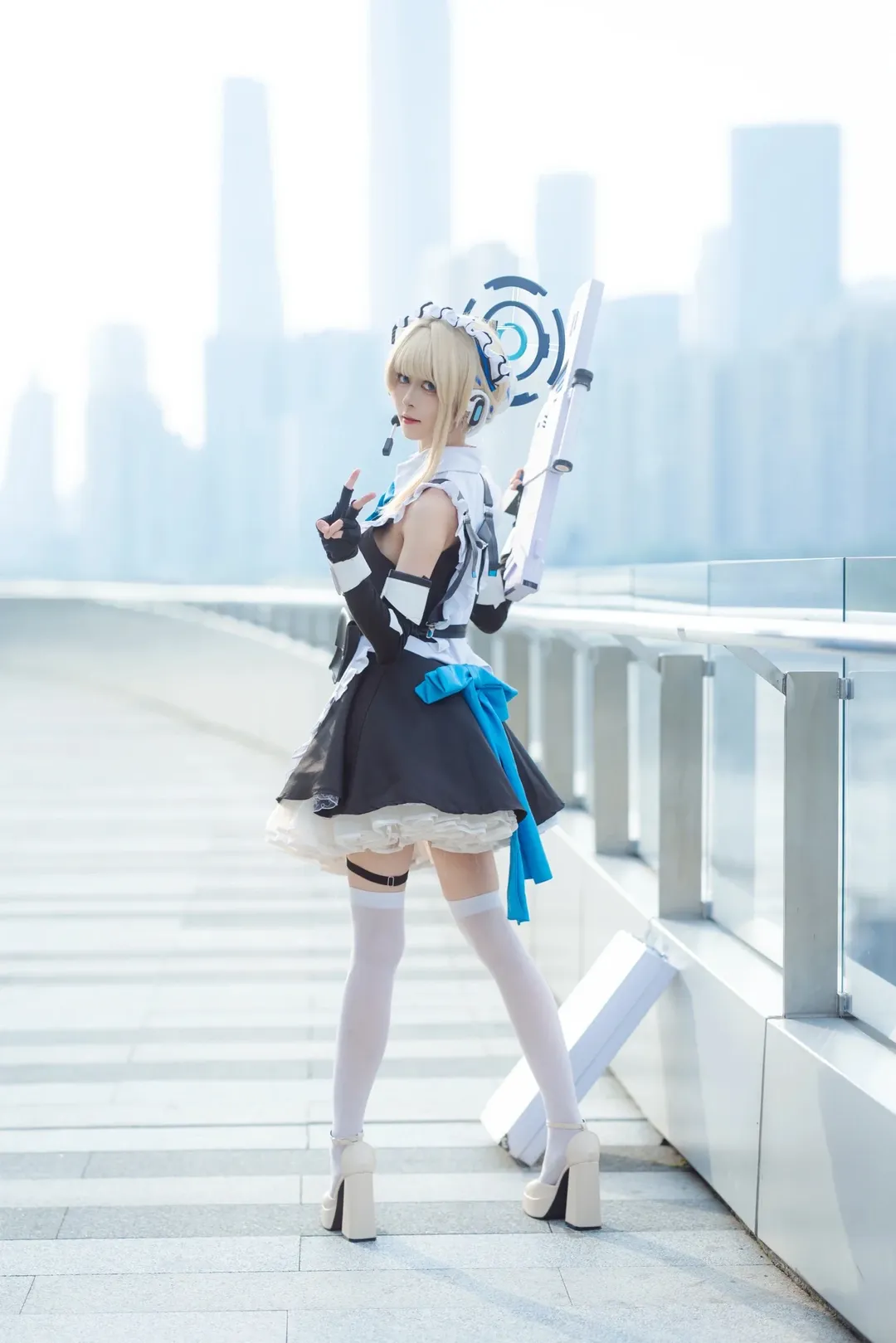 ブルーアーカイブ, メイド服, 二次元コスプレ, 白ストッキング, 飛鳥馬トキ コスプレ