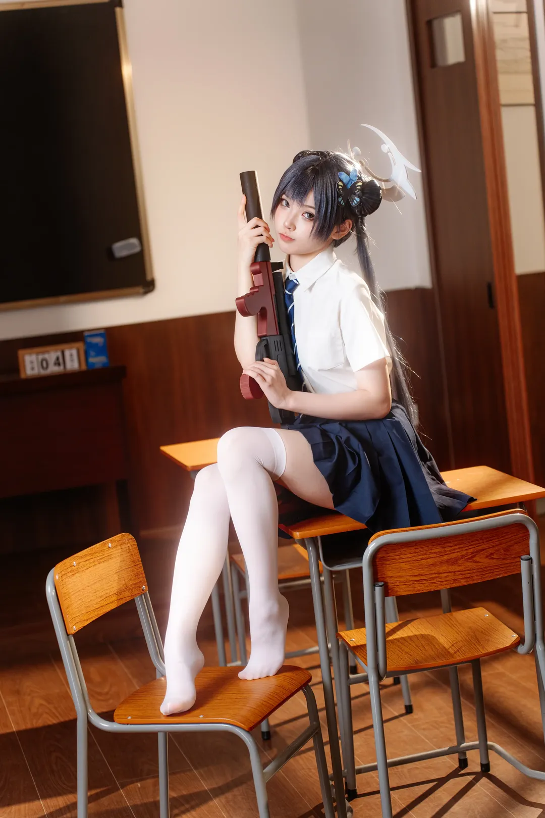 蔚藍檔案, 龍華妃咲cos, JK制服, 白絲, 教室寫真